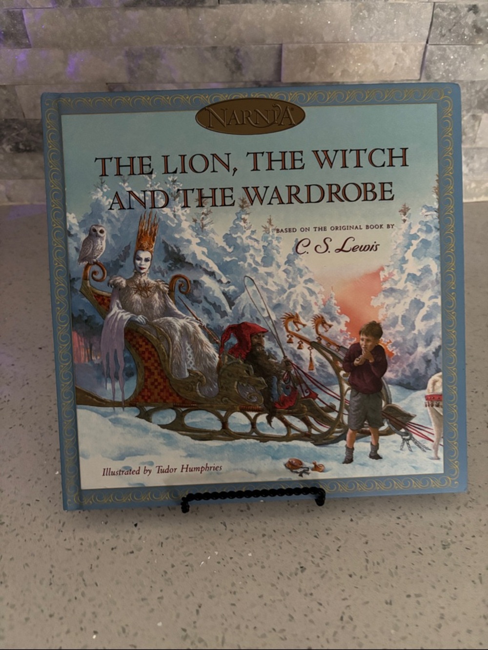 Vintage 2004 The Lion The Witch and The Wardrobe Illustrated Hardcover C S Lewis